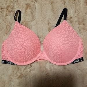 Pink Victoria's Secret bra. Size 36d.EUC